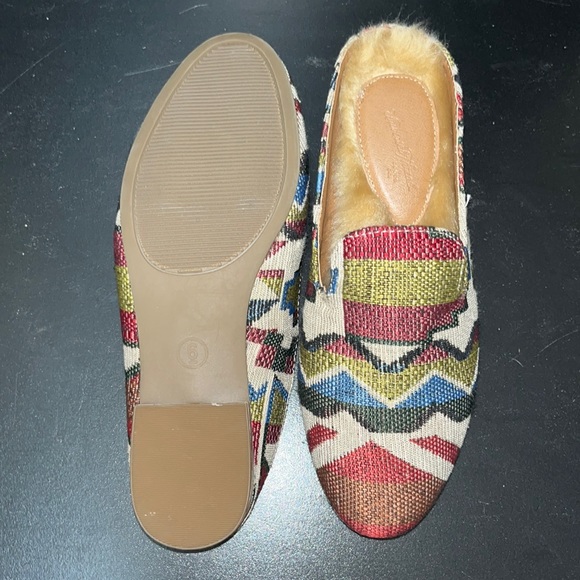 Universal Thread Fur Lined Mules Sz 6 - Picture 3 of 8